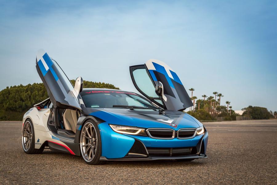  BMW i8 VR-E by Vorsteiner (VF-E 402) 2016 года  (фото 2 из 15)